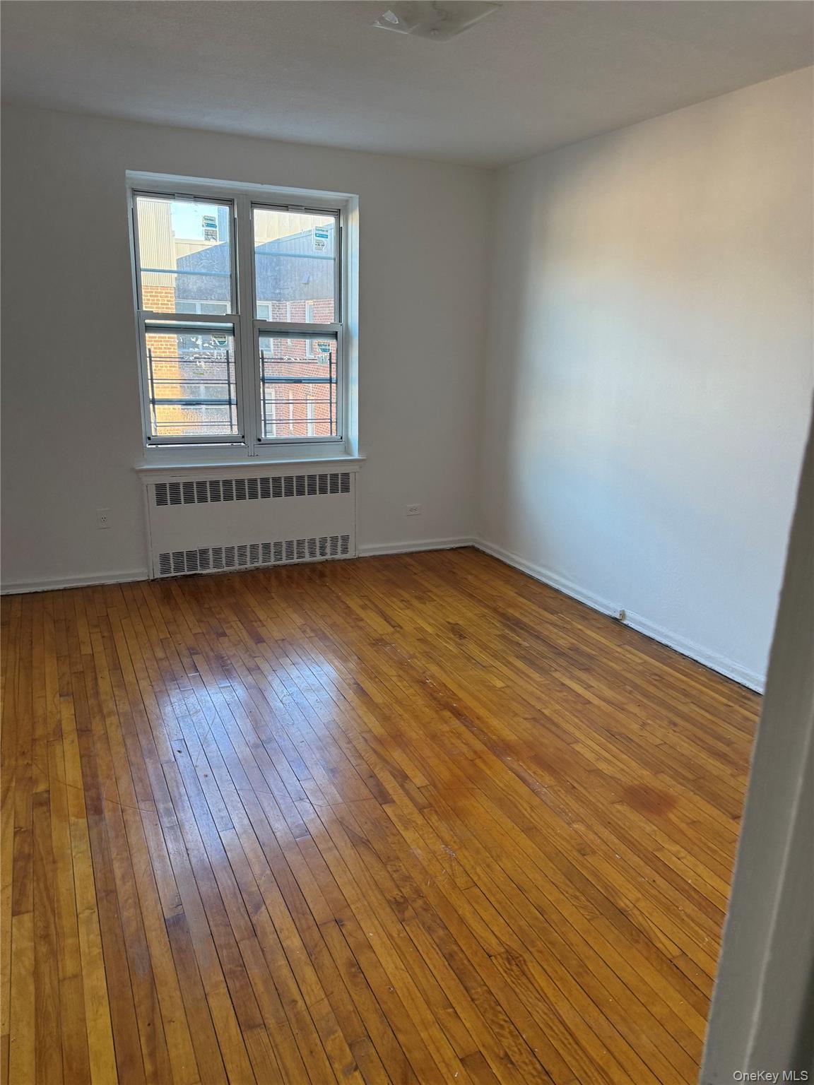 33-15 81st Street 6e Property Photo 19