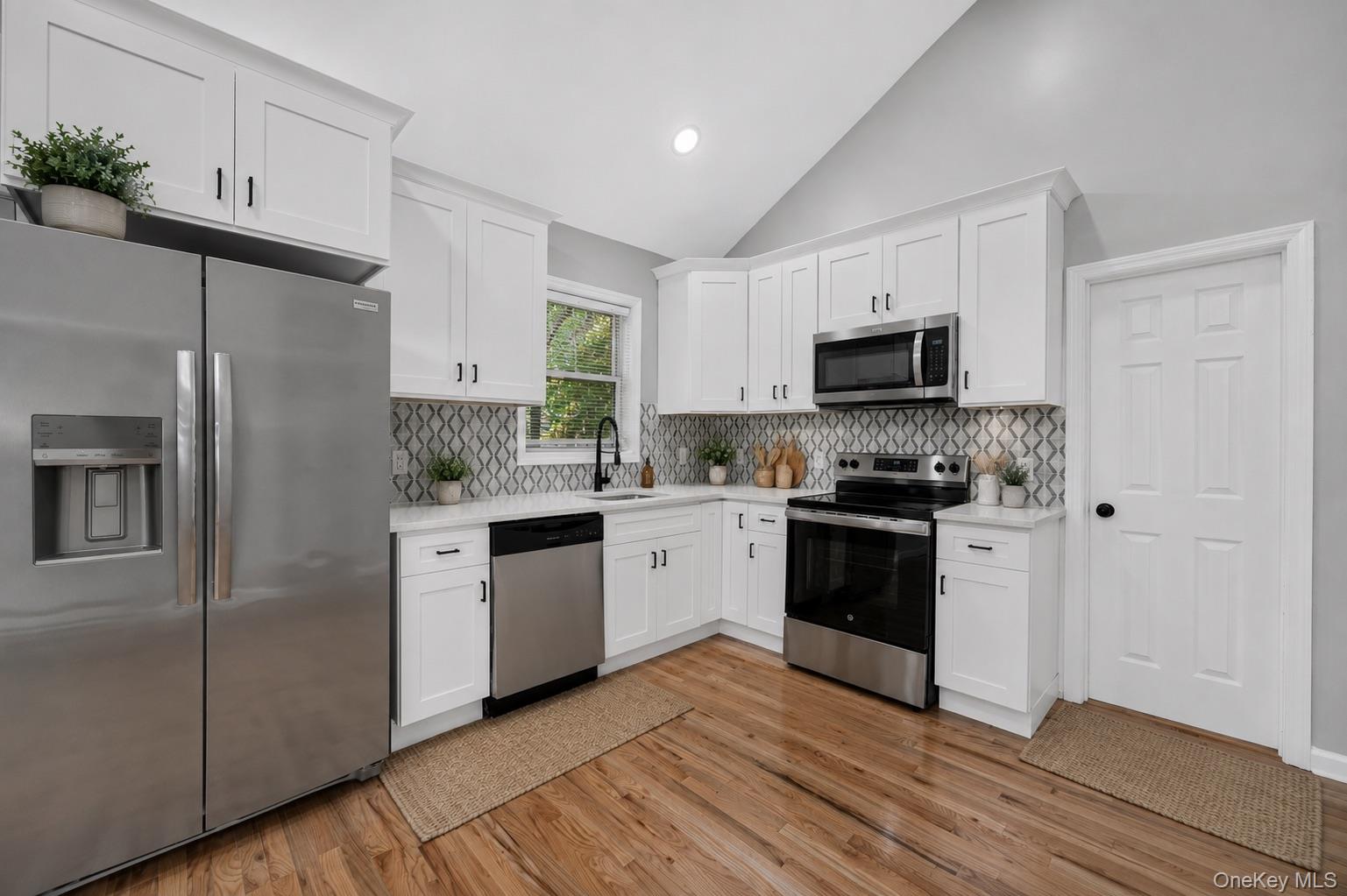 67 Ohio Avenue Property Photo 2