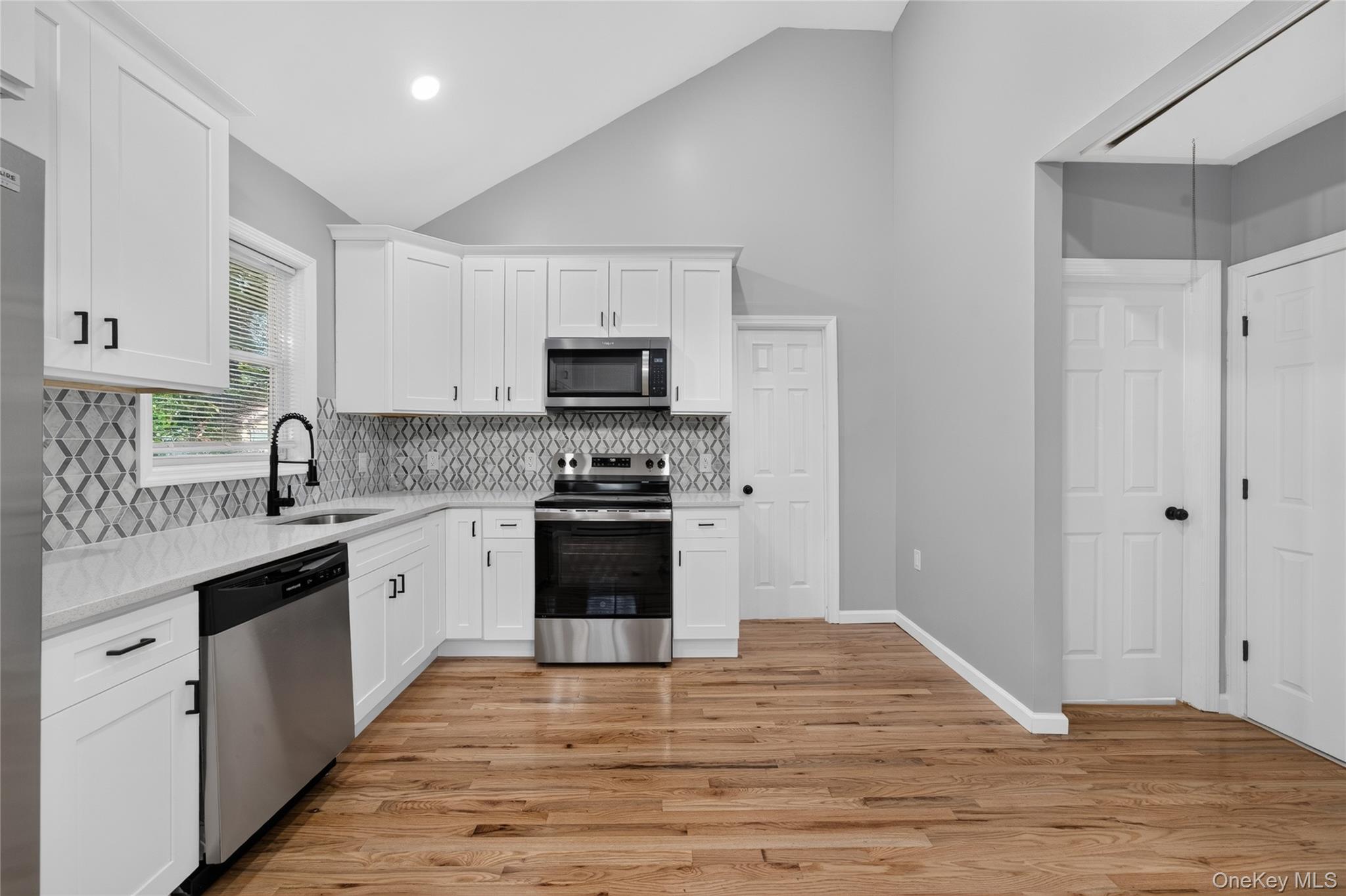 67 Ohio Avenue Property Photo 5