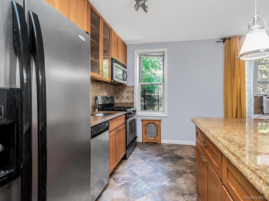 5601 Riverdale Avenue 3r Property Photo 5