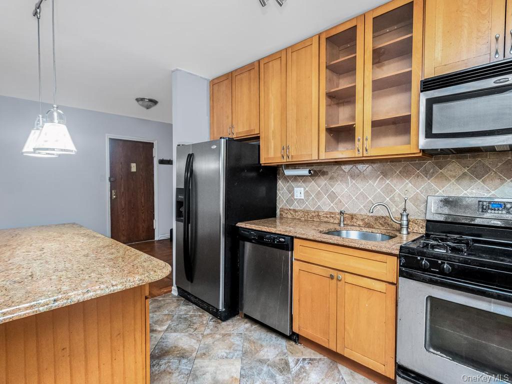 5601 Riverdale Avenue 3r Property Photo 6