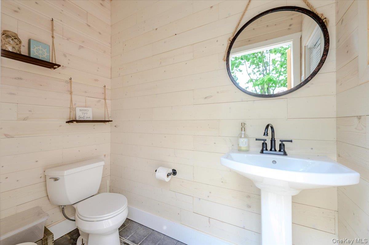 22 Manitton Court Property Photo 22
