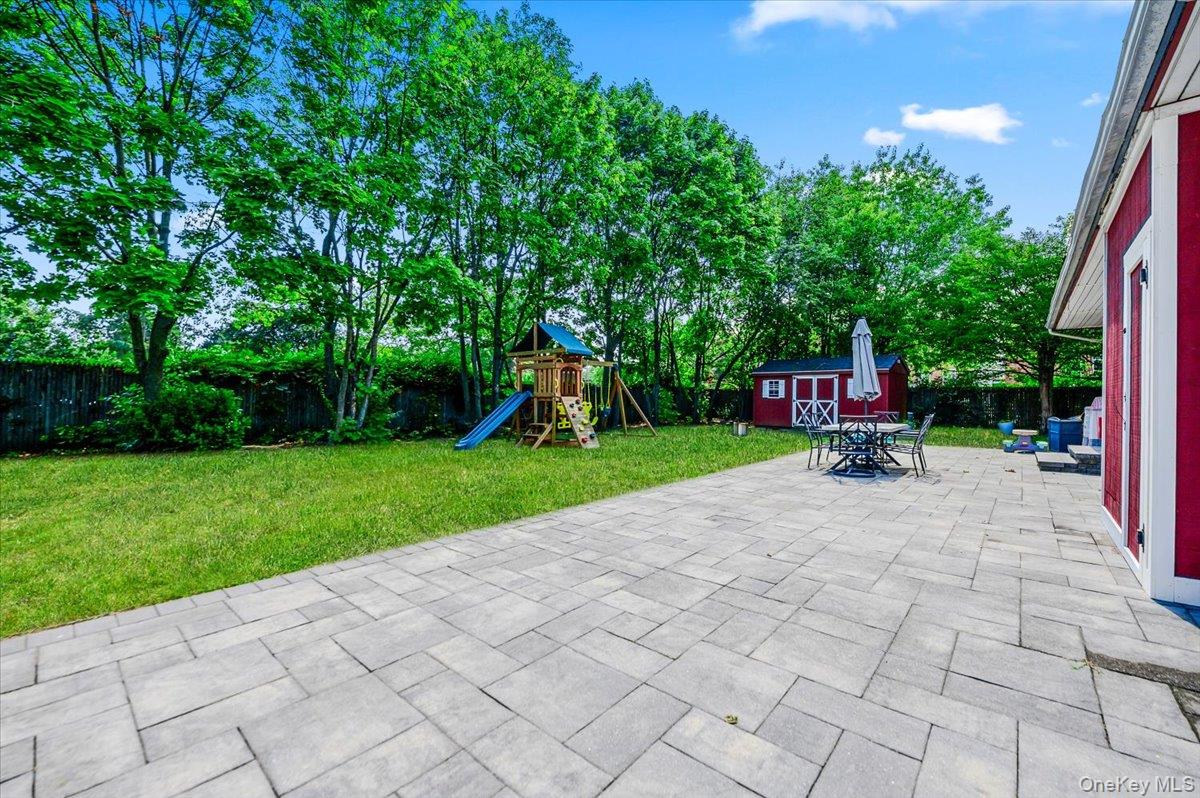 22 Manitton Court Property Photo 25
