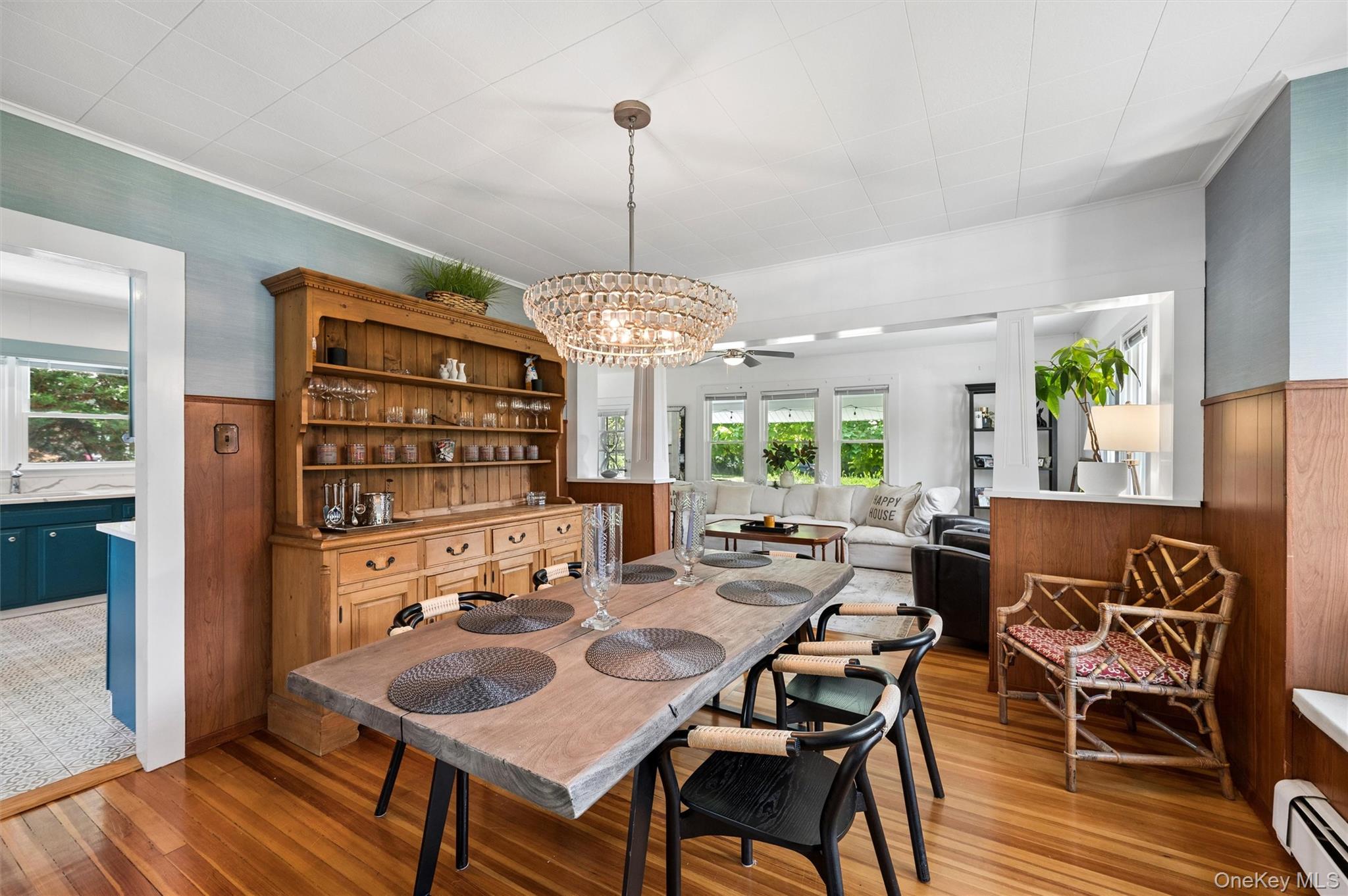 15 S Bay Avenue Property Photo 8