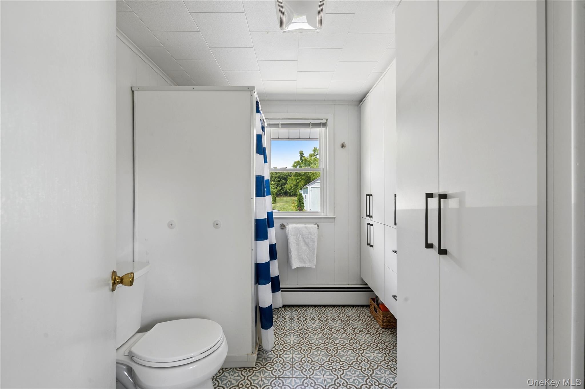 15 S Bay Avenue Property Photo 17