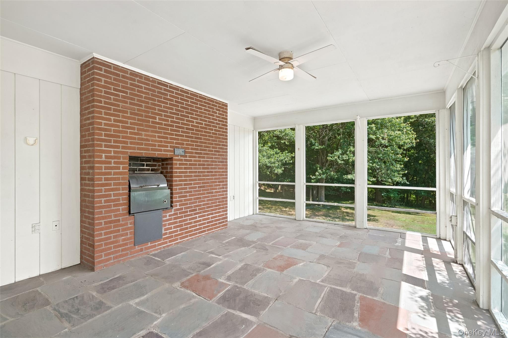 8 Palma Drive Property Photo 15