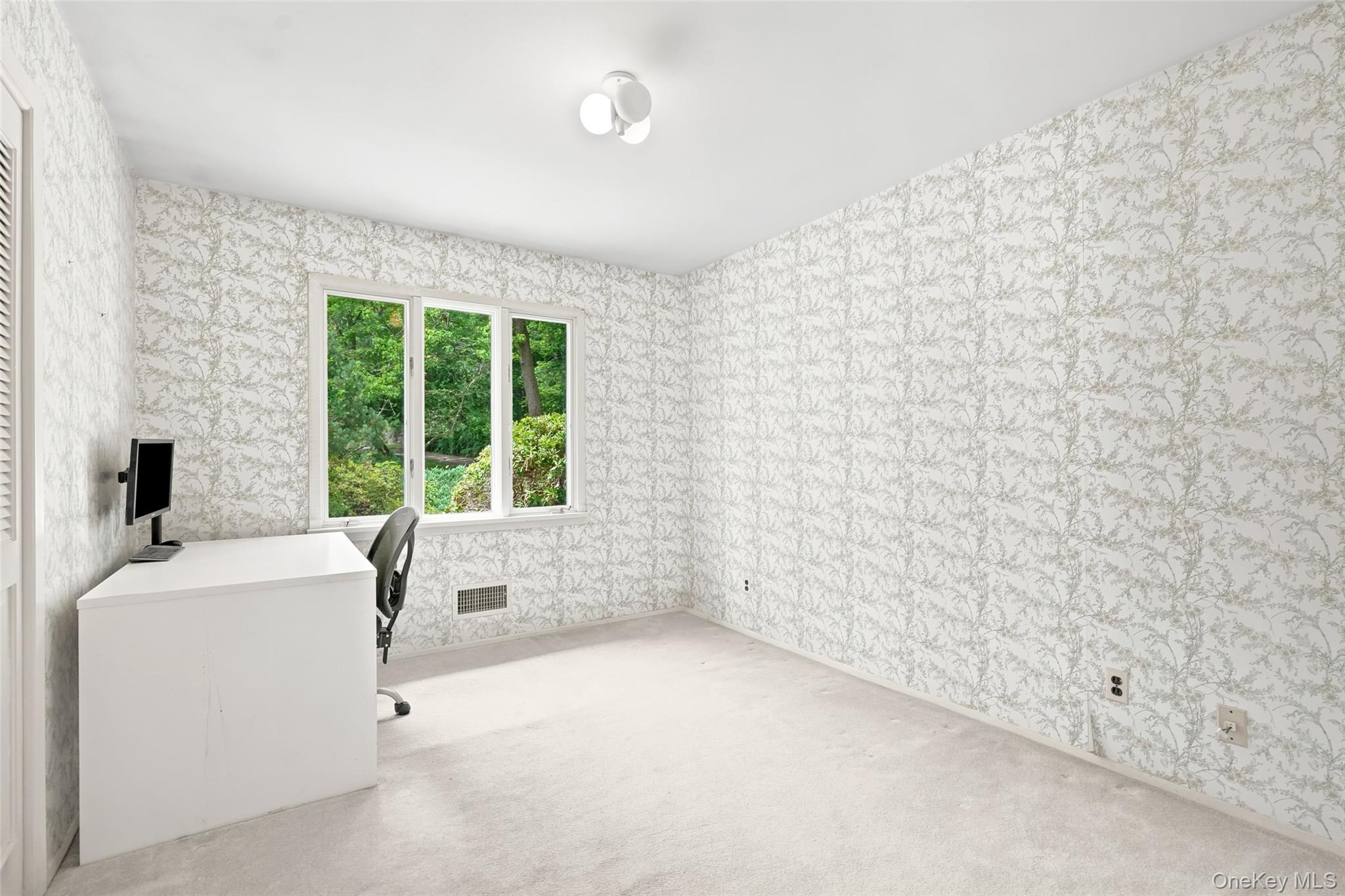8 Palma Drive Property Photo 18