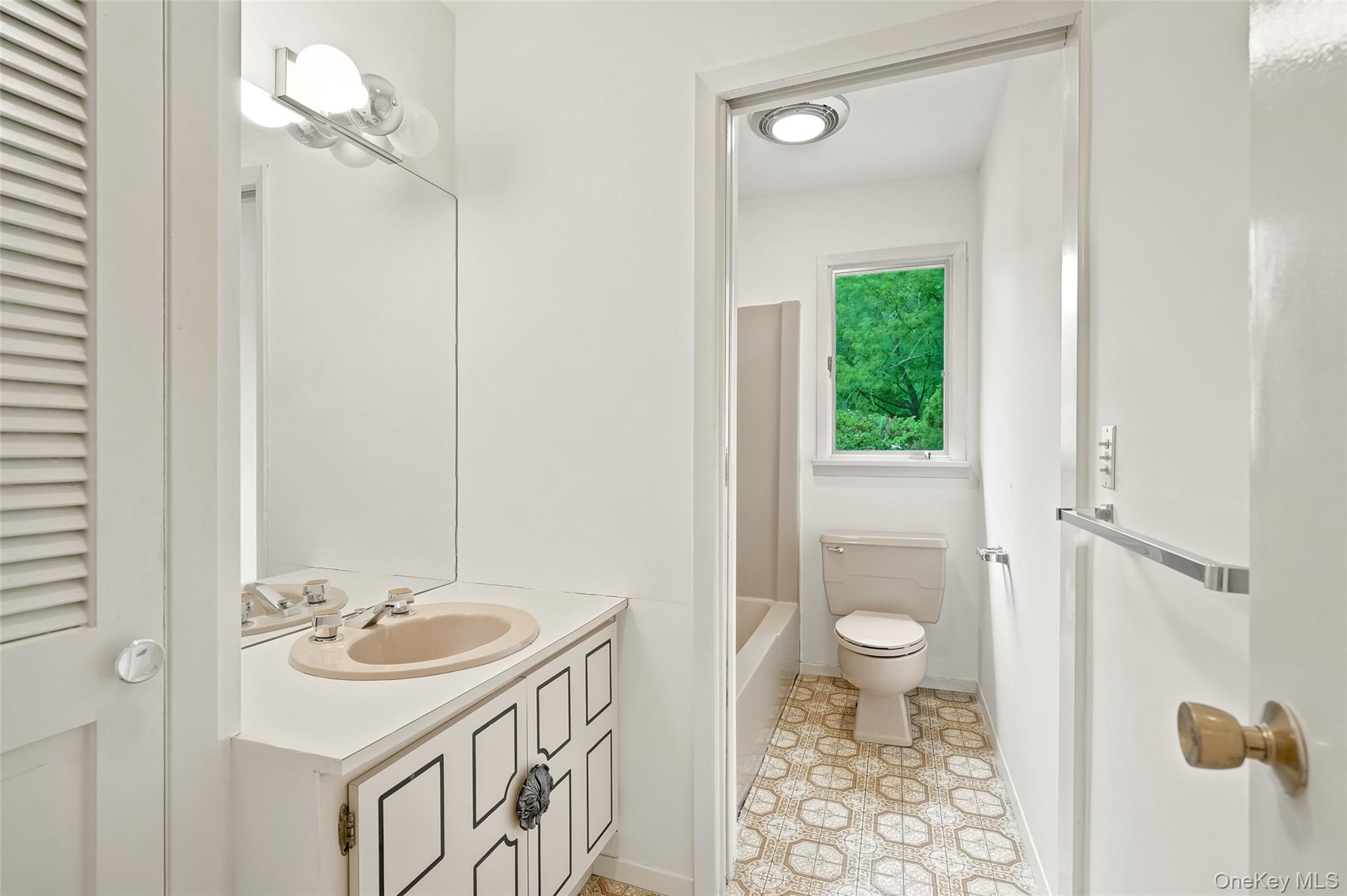 8 Palma Drive Property Photo 25