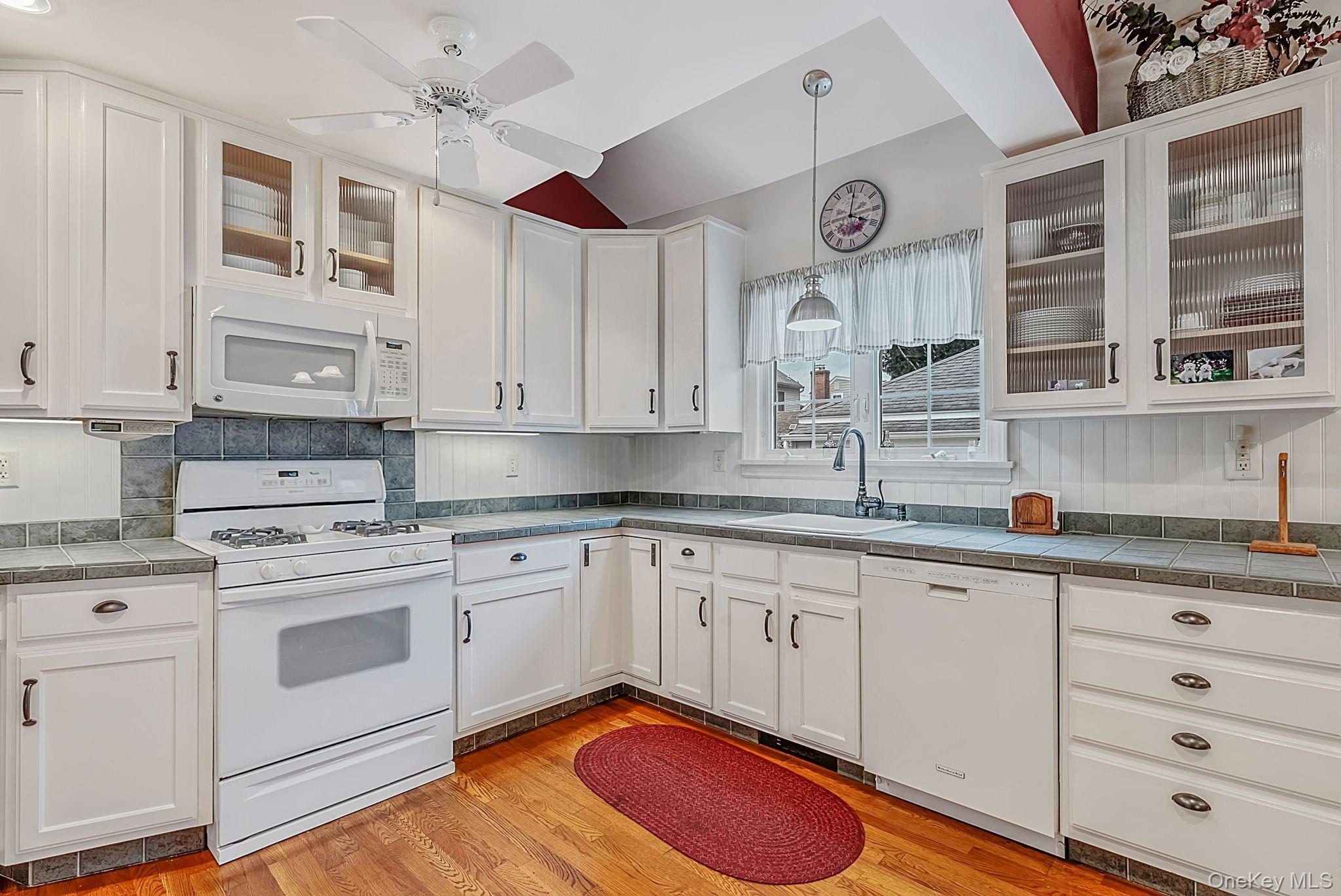 34 Drake Street Property Photo 8