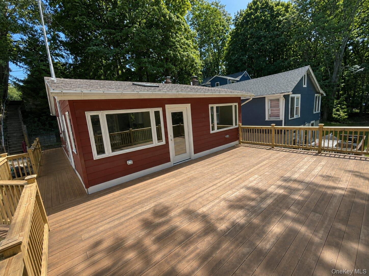 1945 New Hackensack Road Property Photo 21