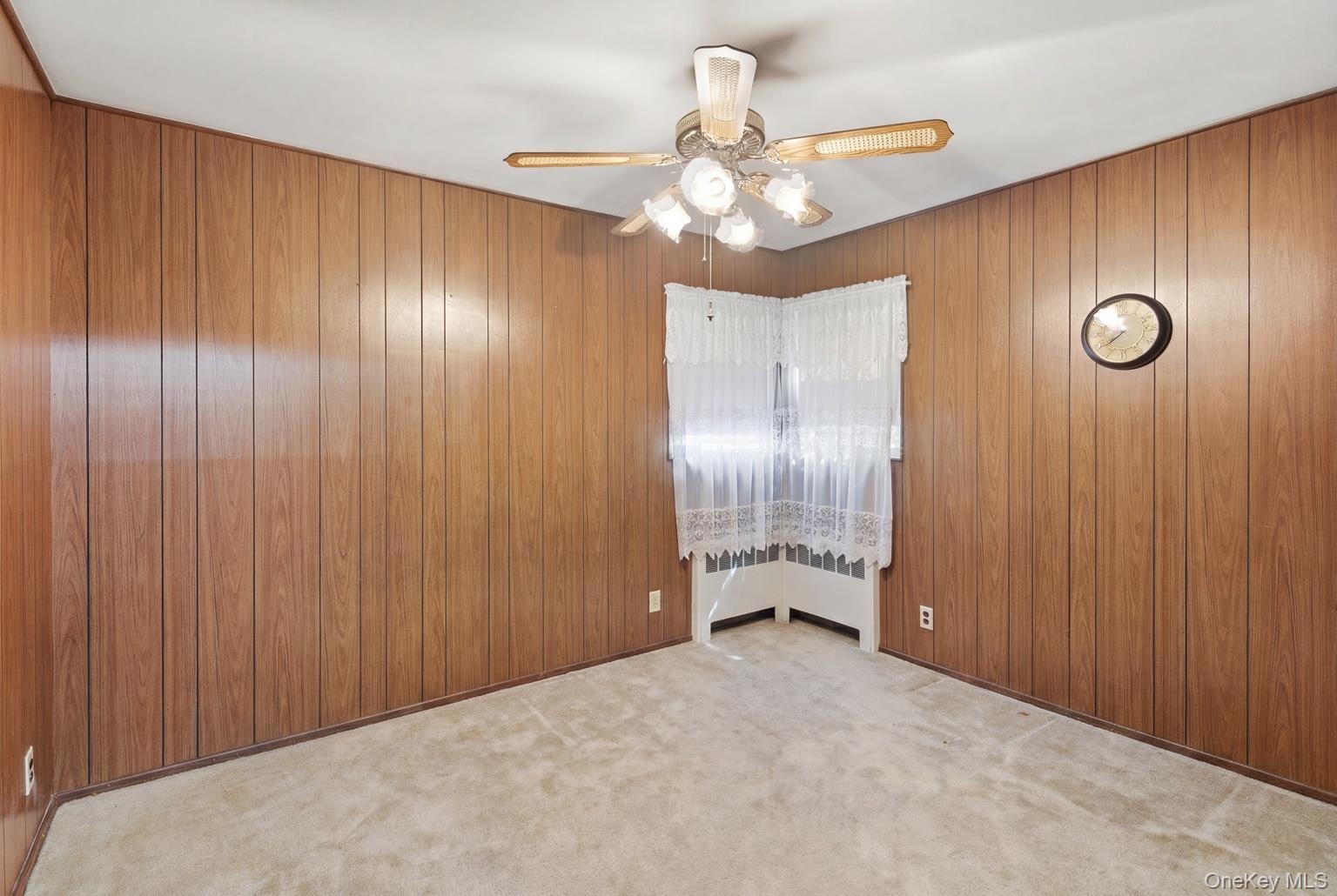 695 Eileen Court Property Photo 7