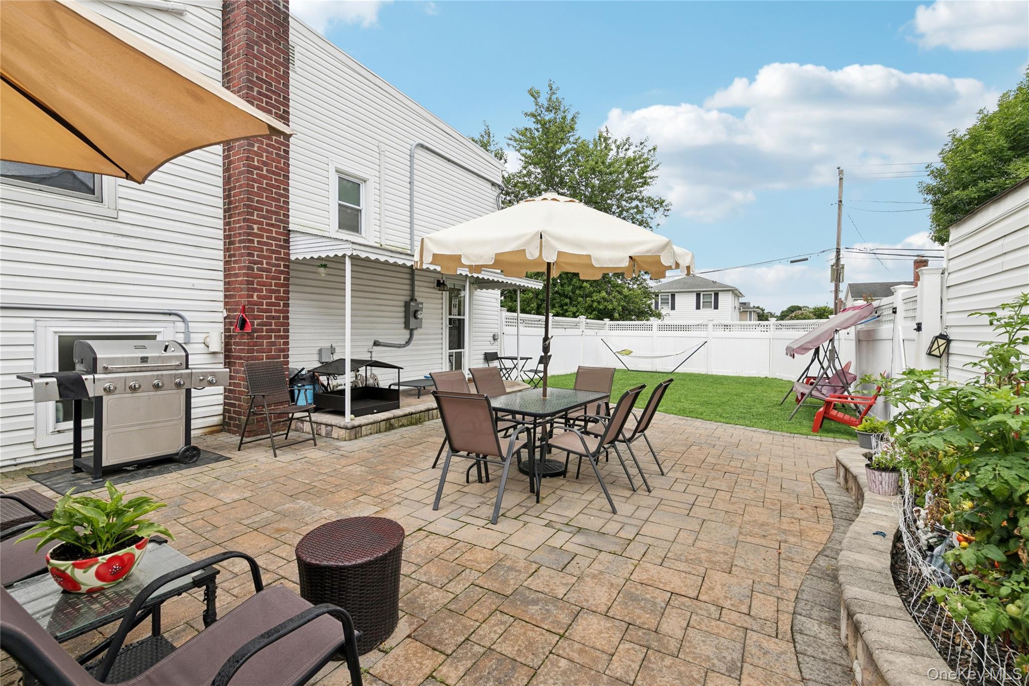 2327 Penatiquit Avenue Property Photo 23