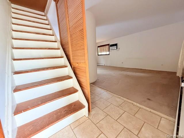 109 Stuyvesant Drive Property Photo 4