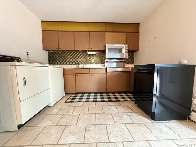 109 Stuyvesant Drive Property Photo 11