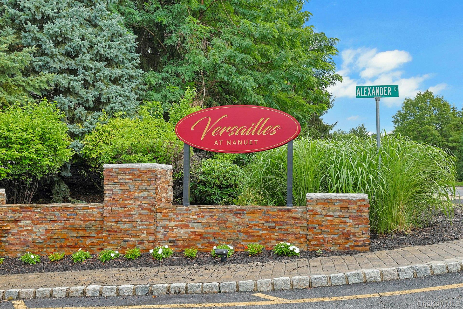 60 Alexander Court Property Photo 1