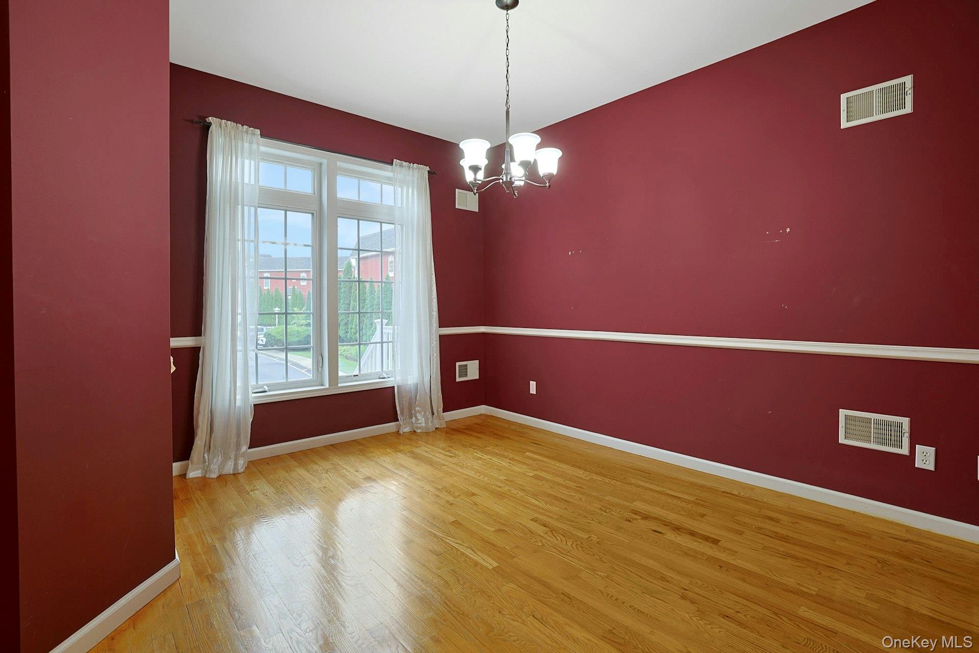 60 Alexander Court Property Photo 5