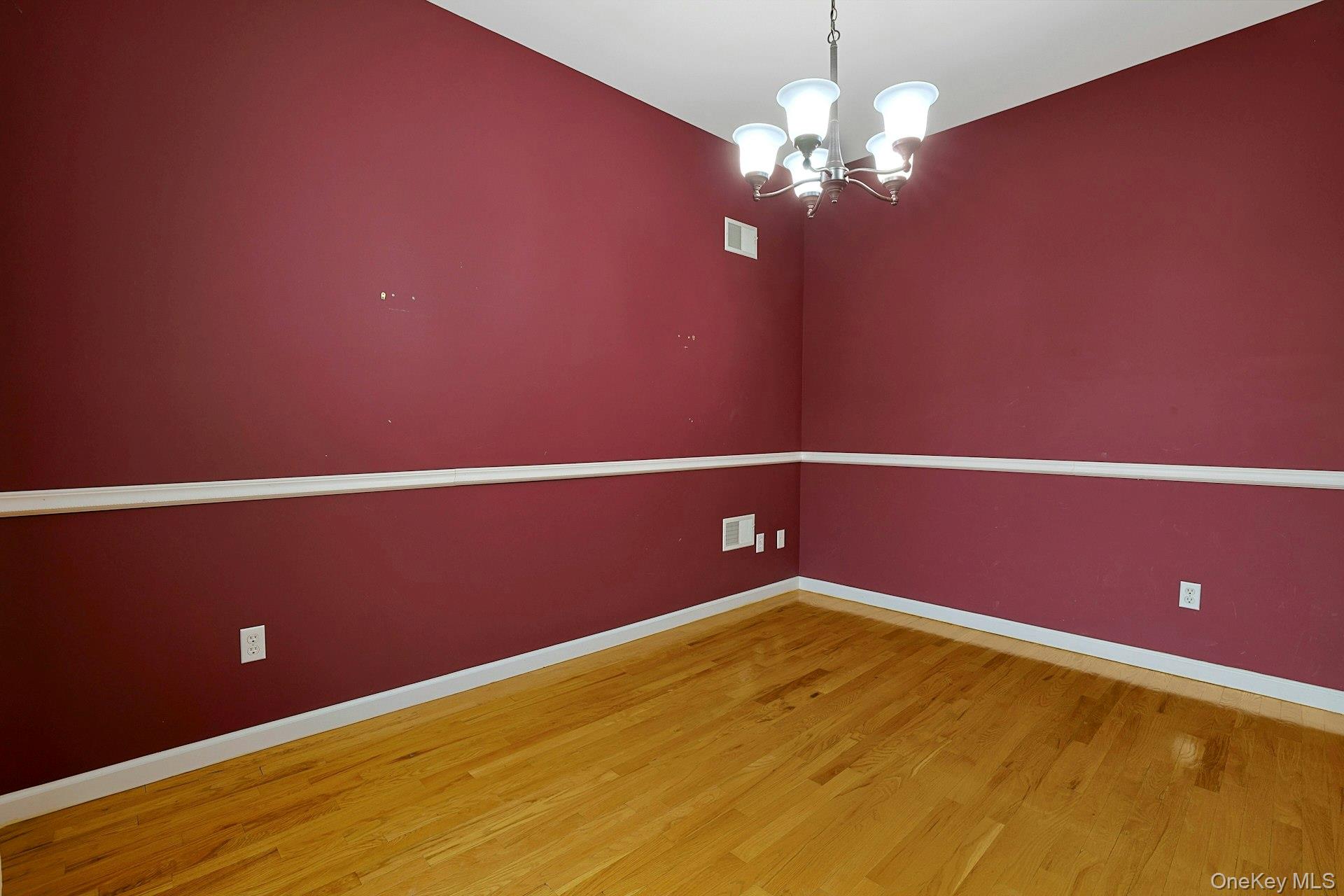 60 Alexander Court Property Photo 6