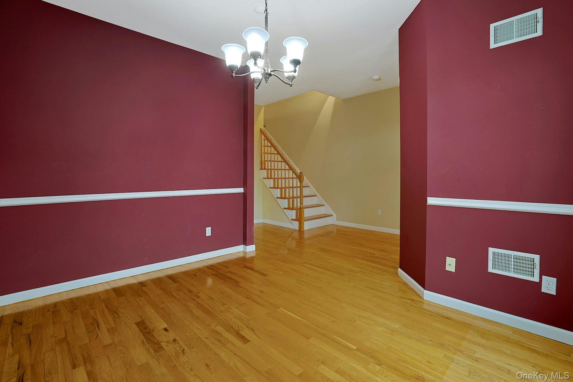 60 Alexander Court Property Photo 7