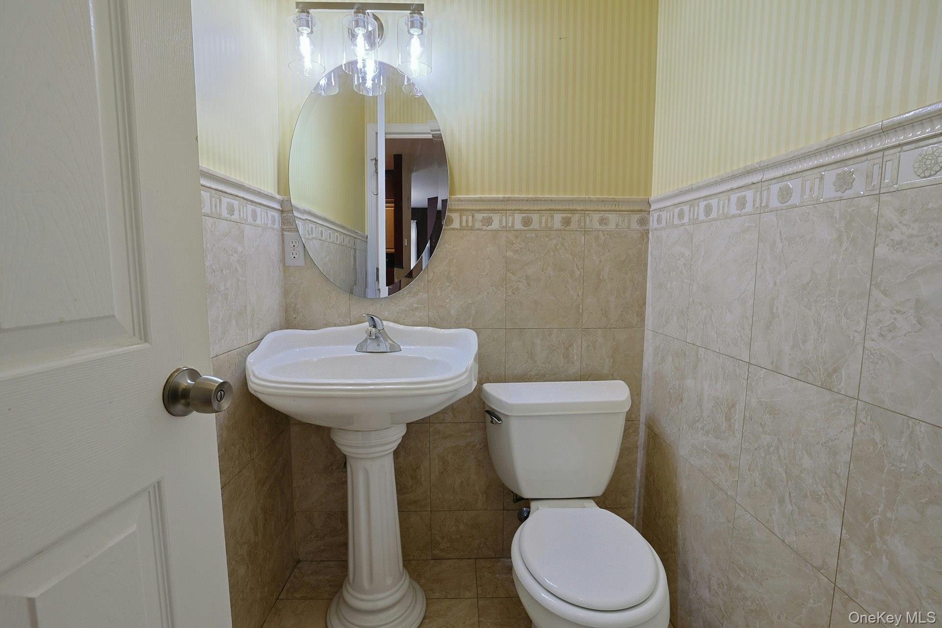 60 Alexander Court Property Photo 8