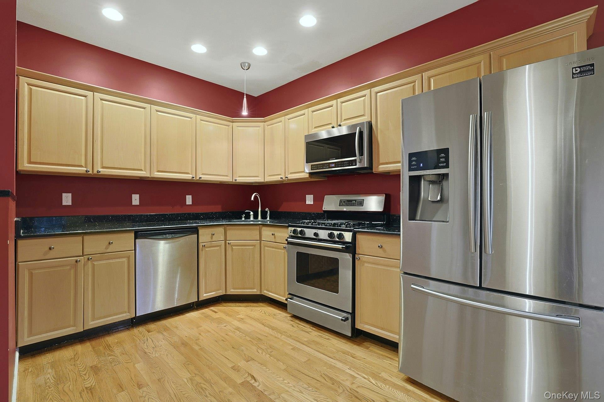 60 Alexander Court Property Photo 9