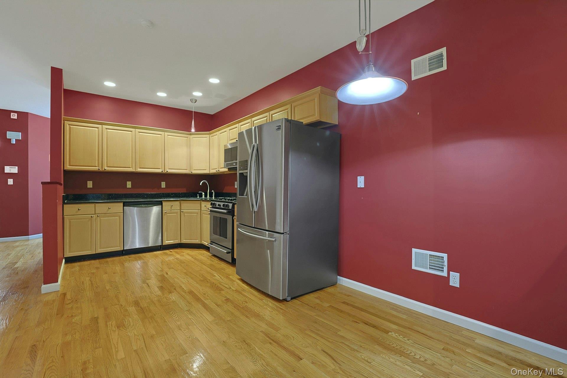 60 Alexander Court Property Photo 13