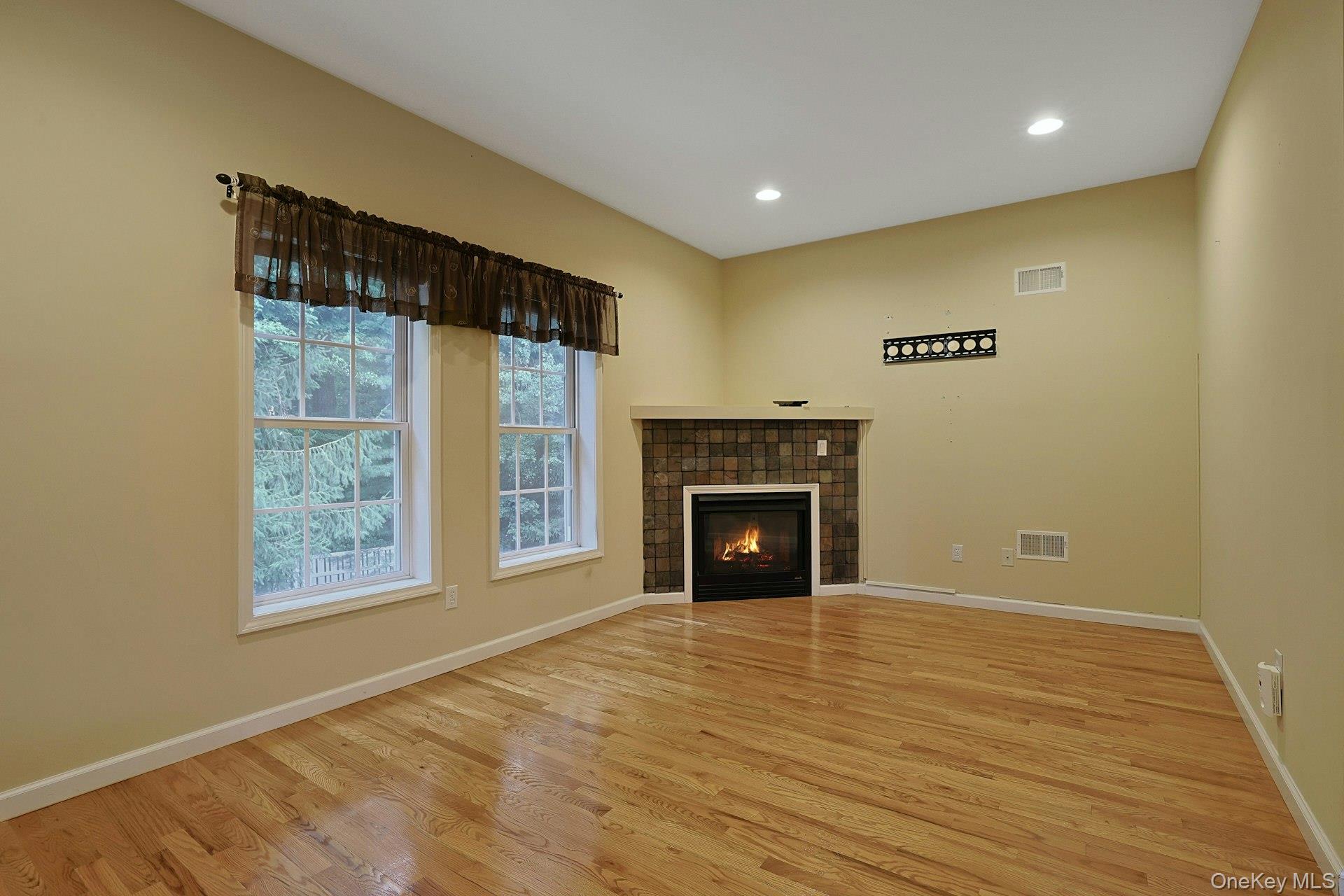 60 Alexander Court Property Photo 14
