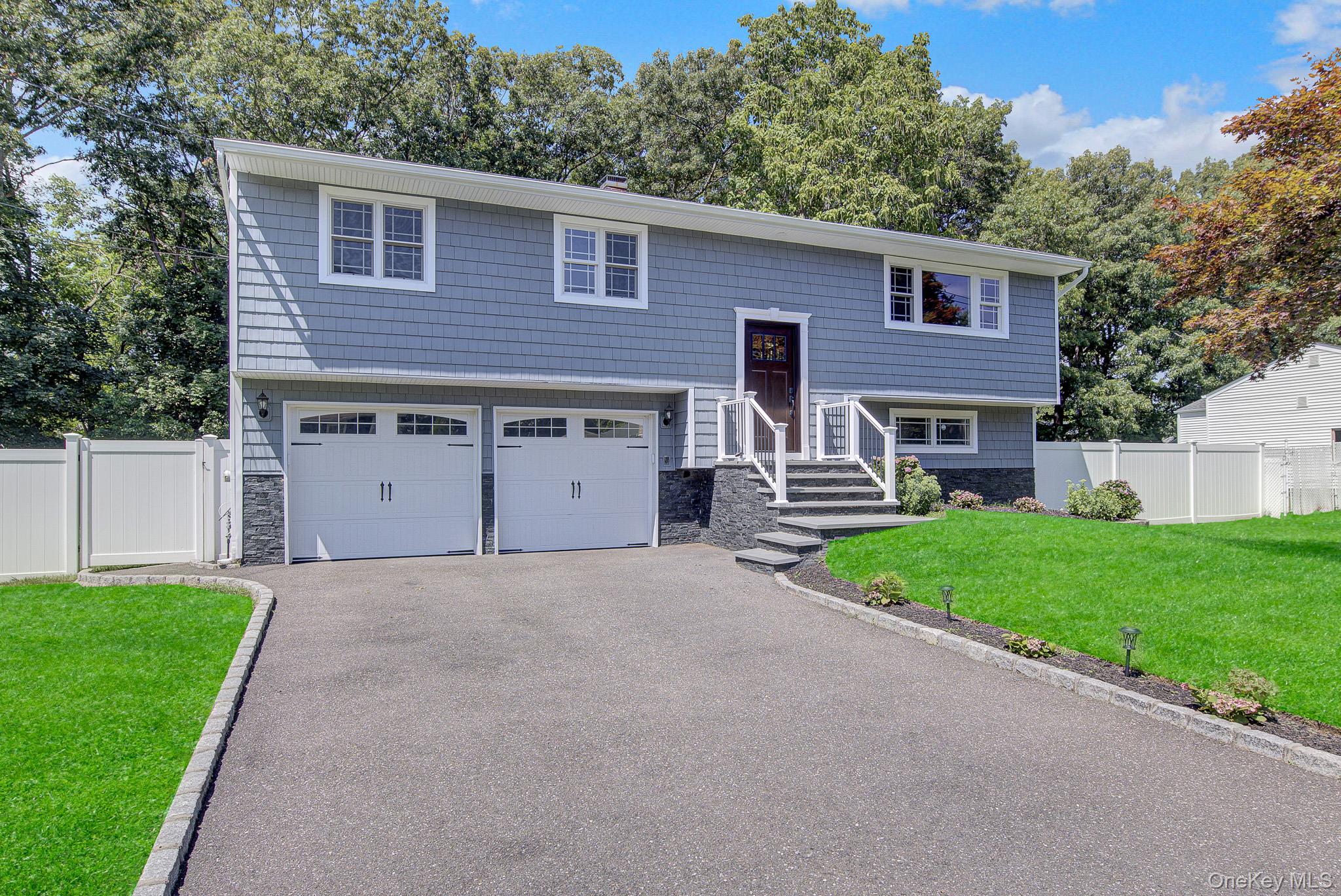 10 Shenandoah Boulevard Property Photo 2
