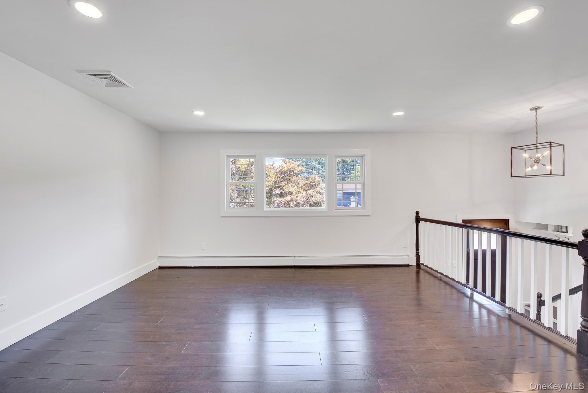 10 Shenandoah Boulevard Property Photo 6