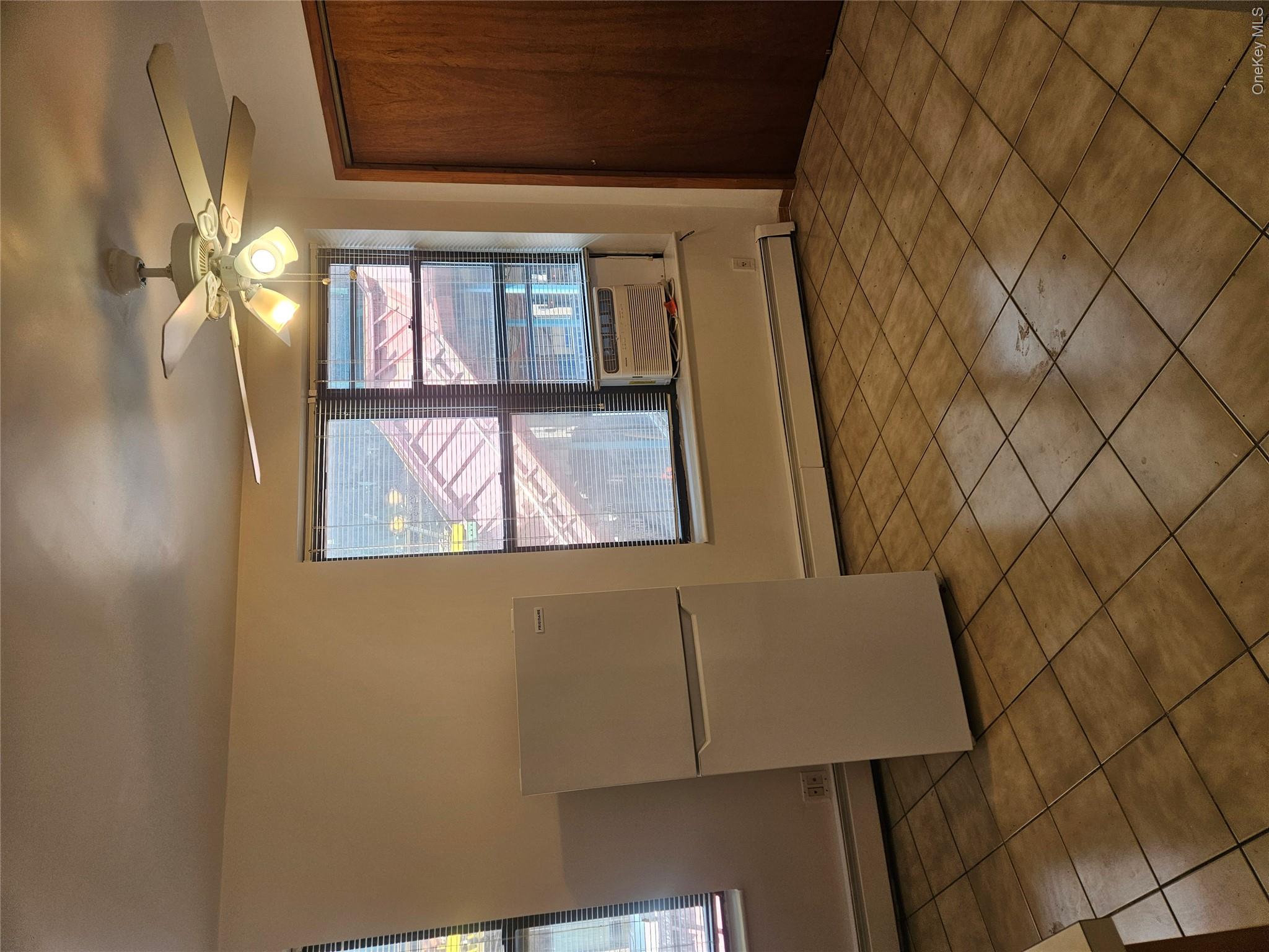 1023 Mcdonald Avenue 2f Property Photo 9