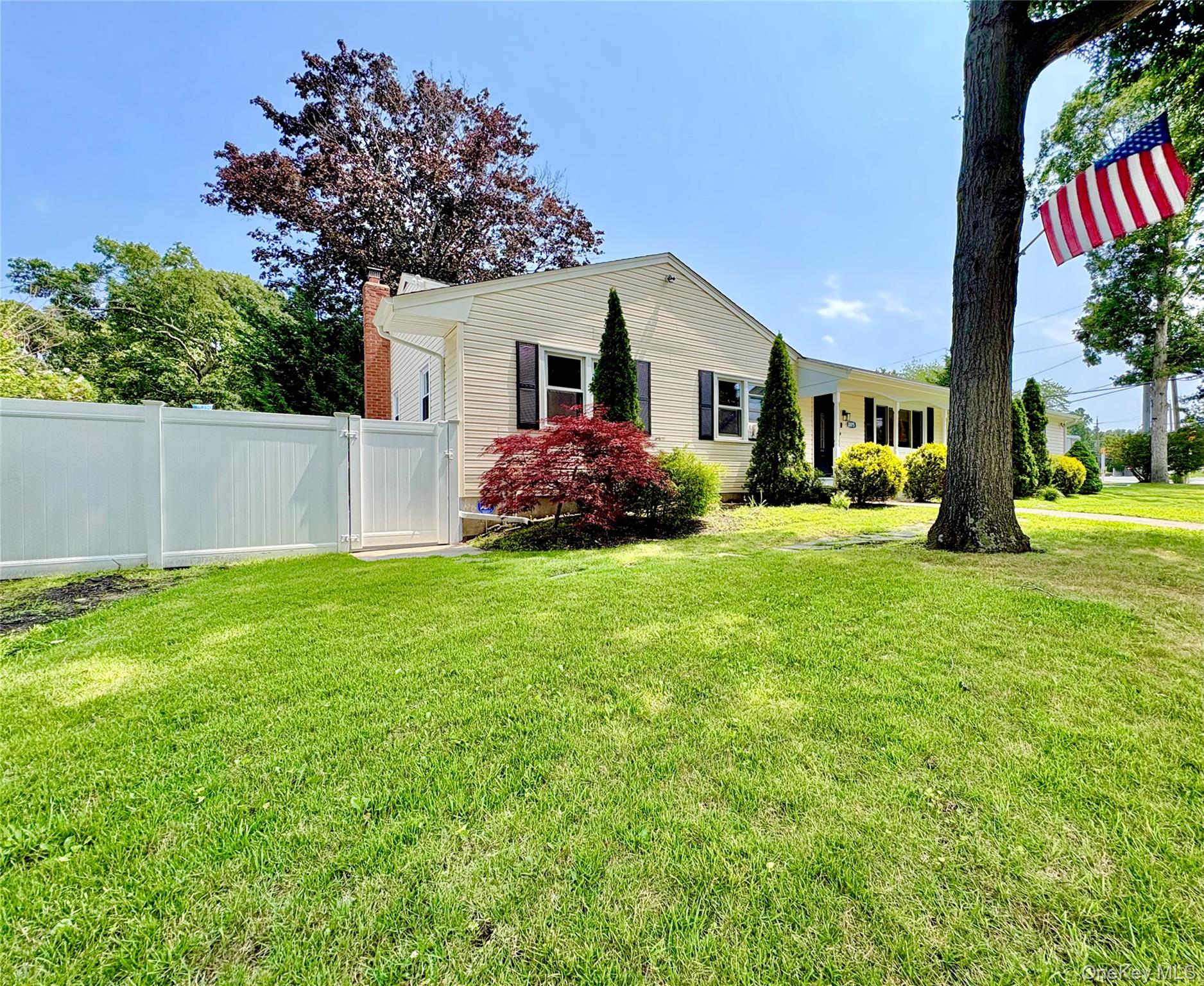 2875 Ocean Avenue Property Photo 5