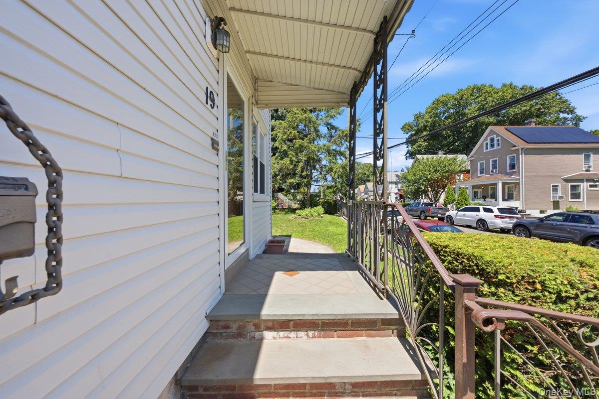 19 Ridgewood Avenue Property Photo 5
