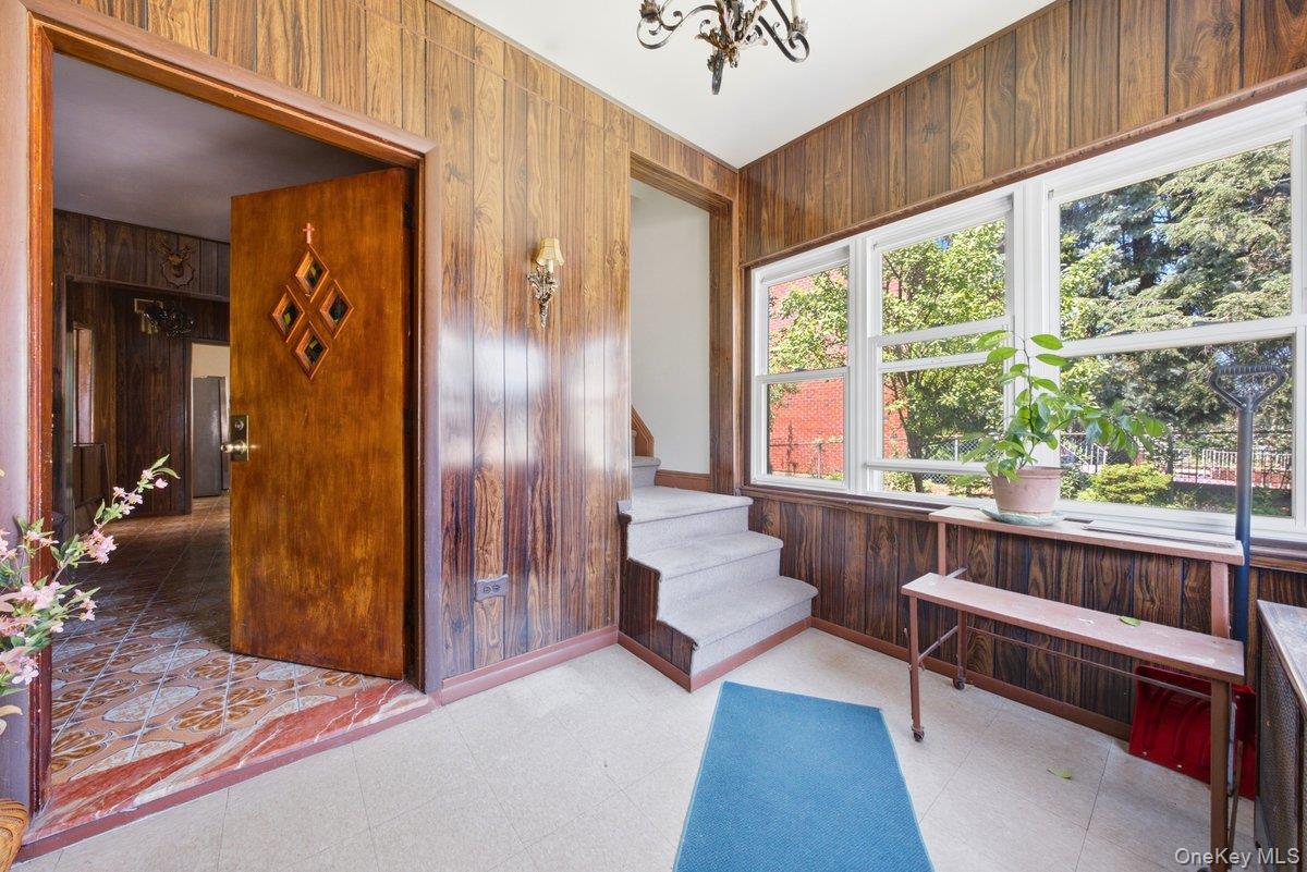 19 Ridgewood Avenue Property Photo 7