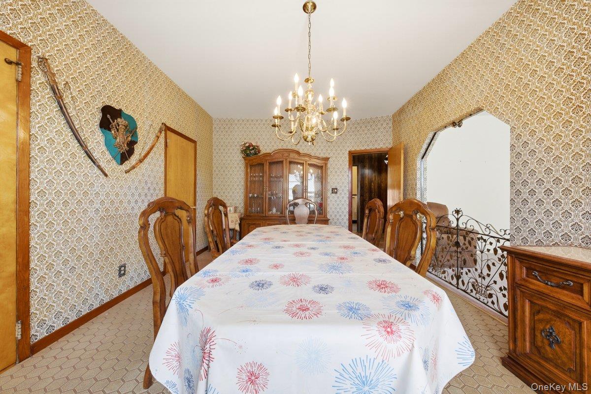 19 Ridgewood Avenue Property Photo 11