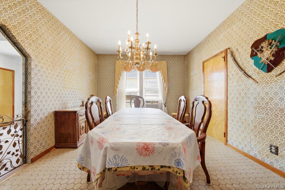 19 Ridgewood Avenue Property Photo 12