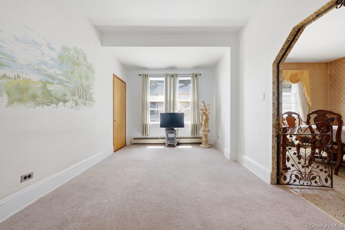 19 Ridgewood Avenue Property Photo 13