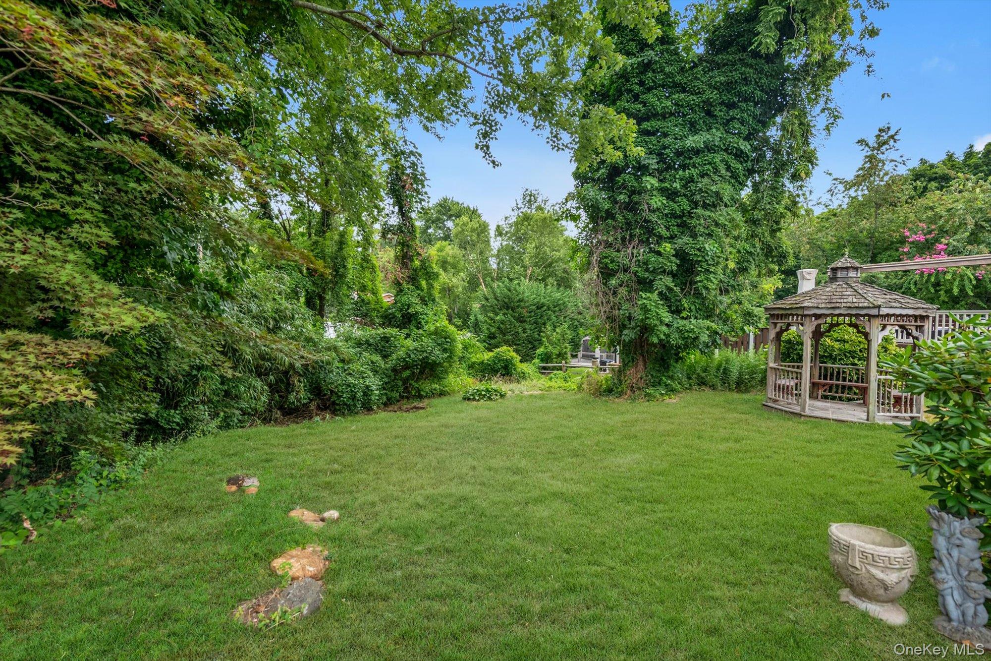120 Glenwood Road Property Photo 18