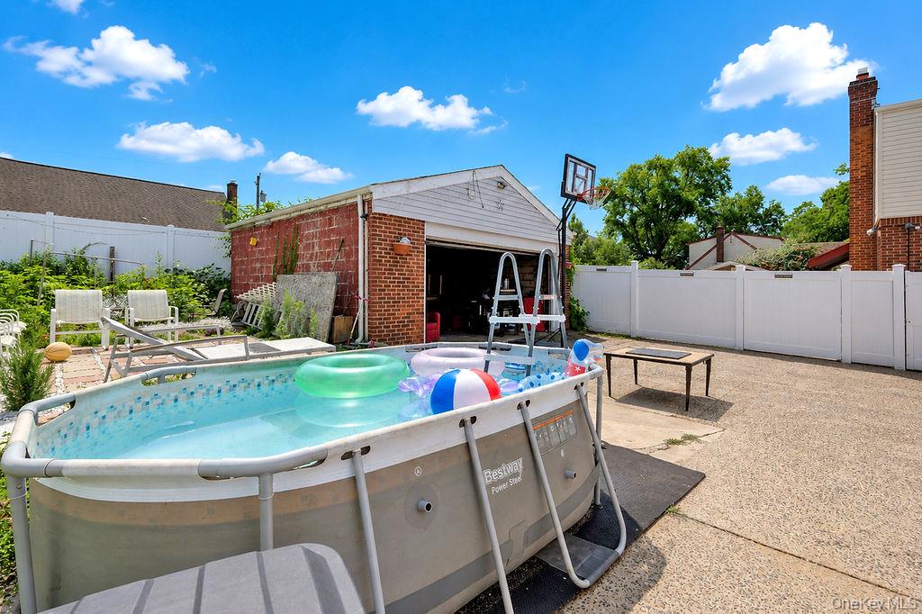 349 Werns Avenue Property Photo 14