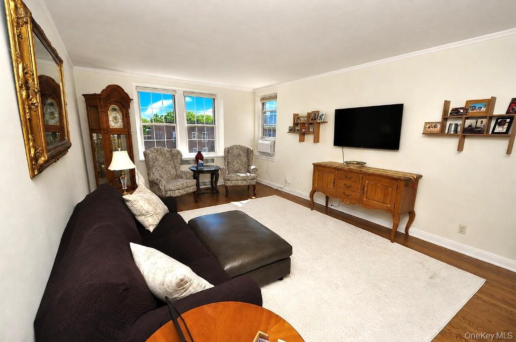 253 Garth Road 6f Property Photo 6