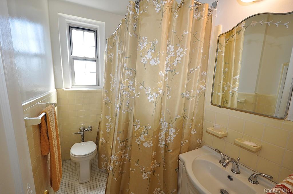 253 Garth Road 6f Property Photo 22