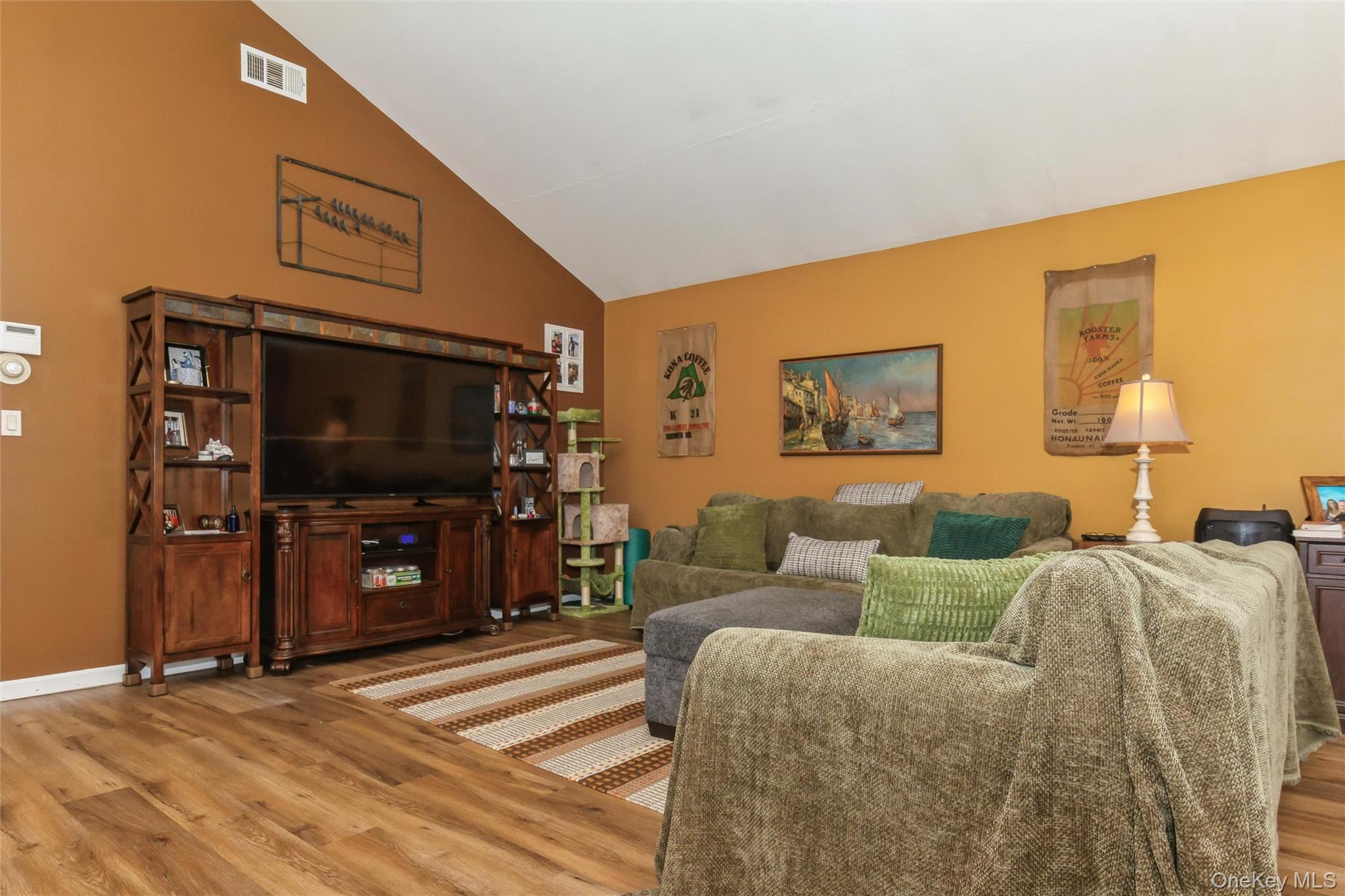 10 Marina Road Property Photo 6