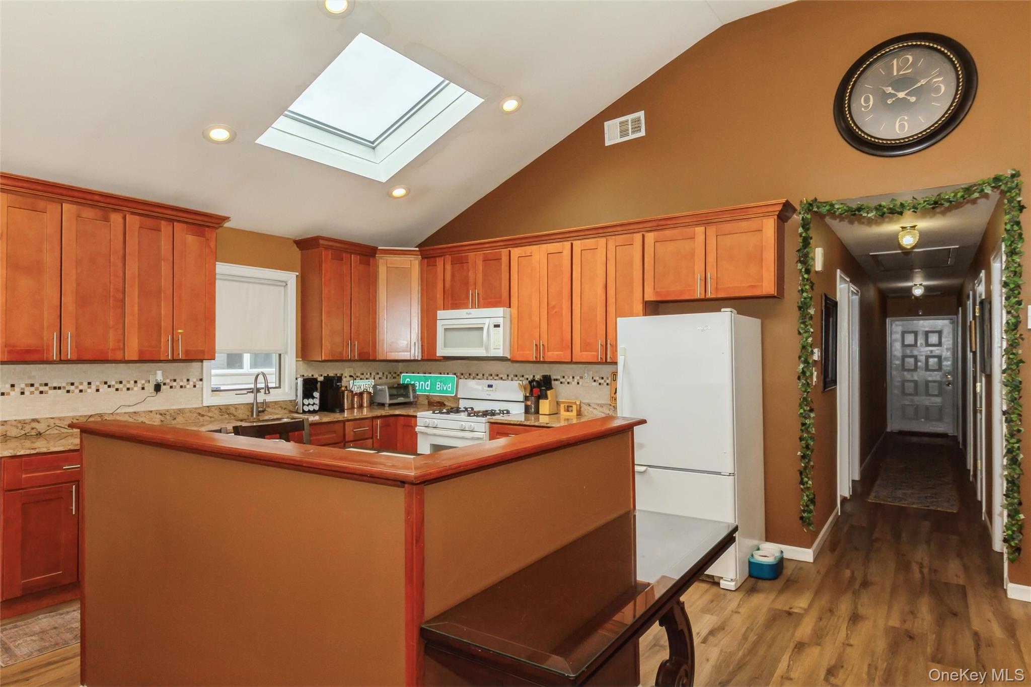 10 Marina Road Property Photo 9