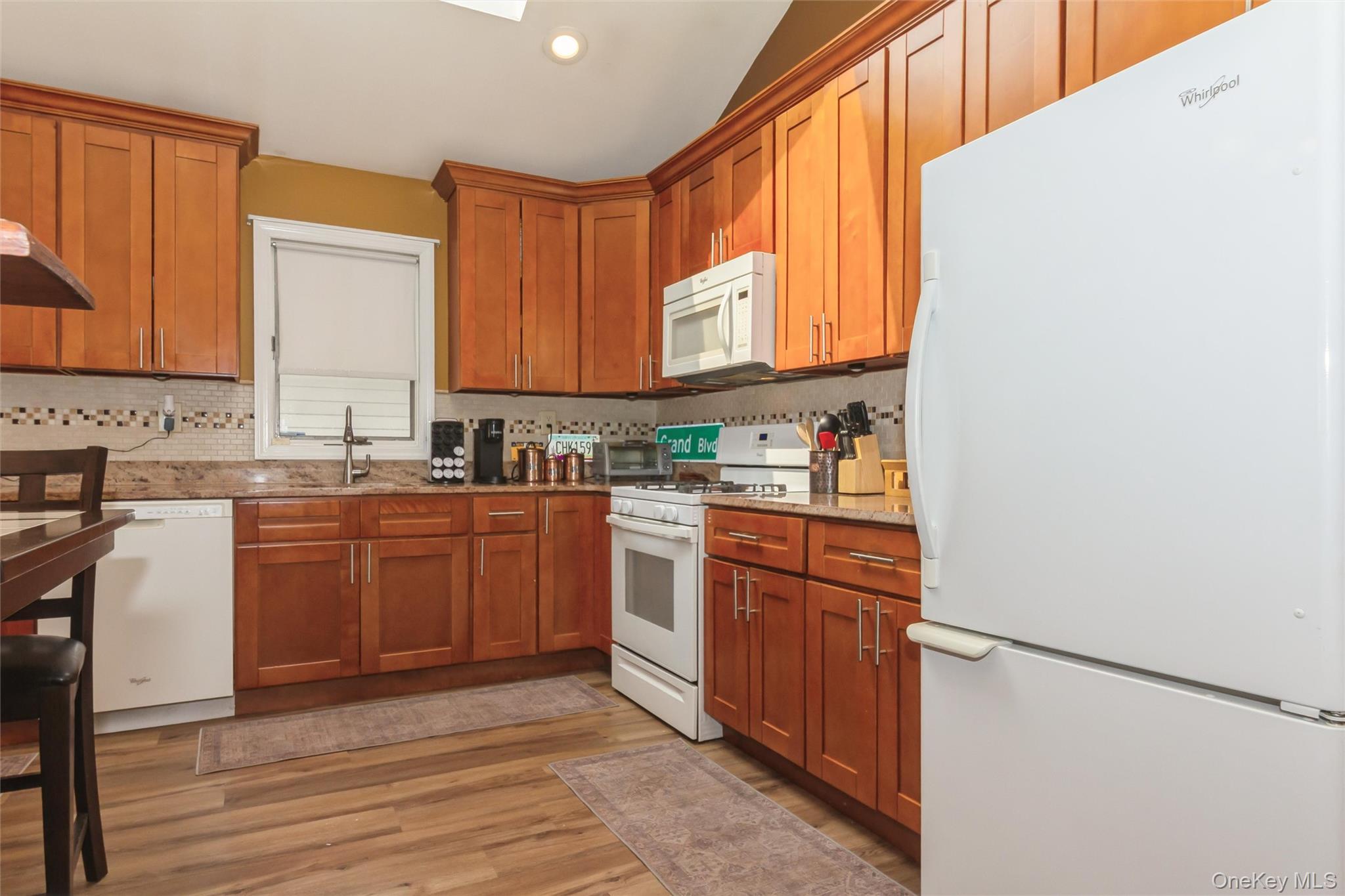 10 Marina Road Property Photo 11