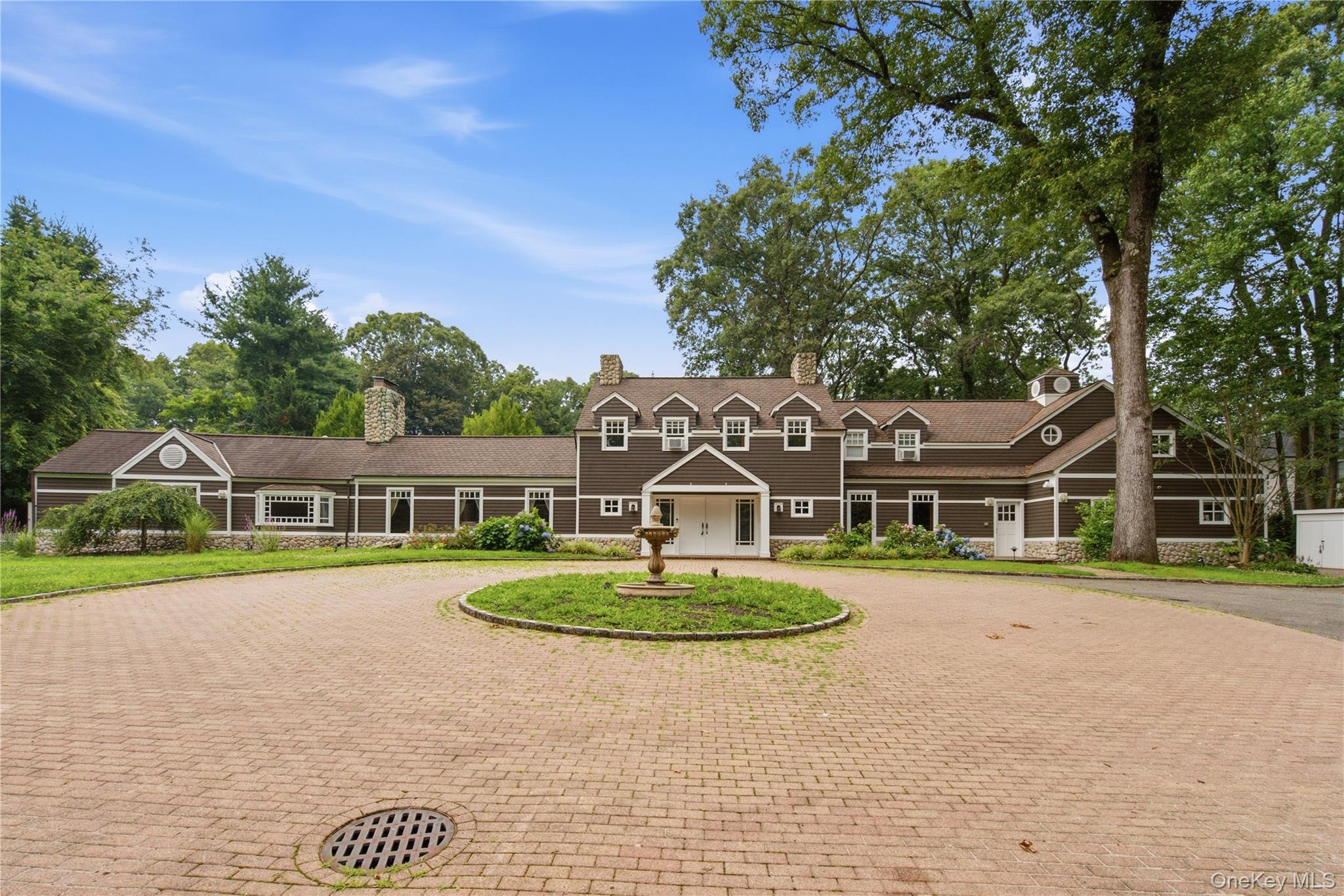 1620 Old Cedar Swamp Road Property Photo 1