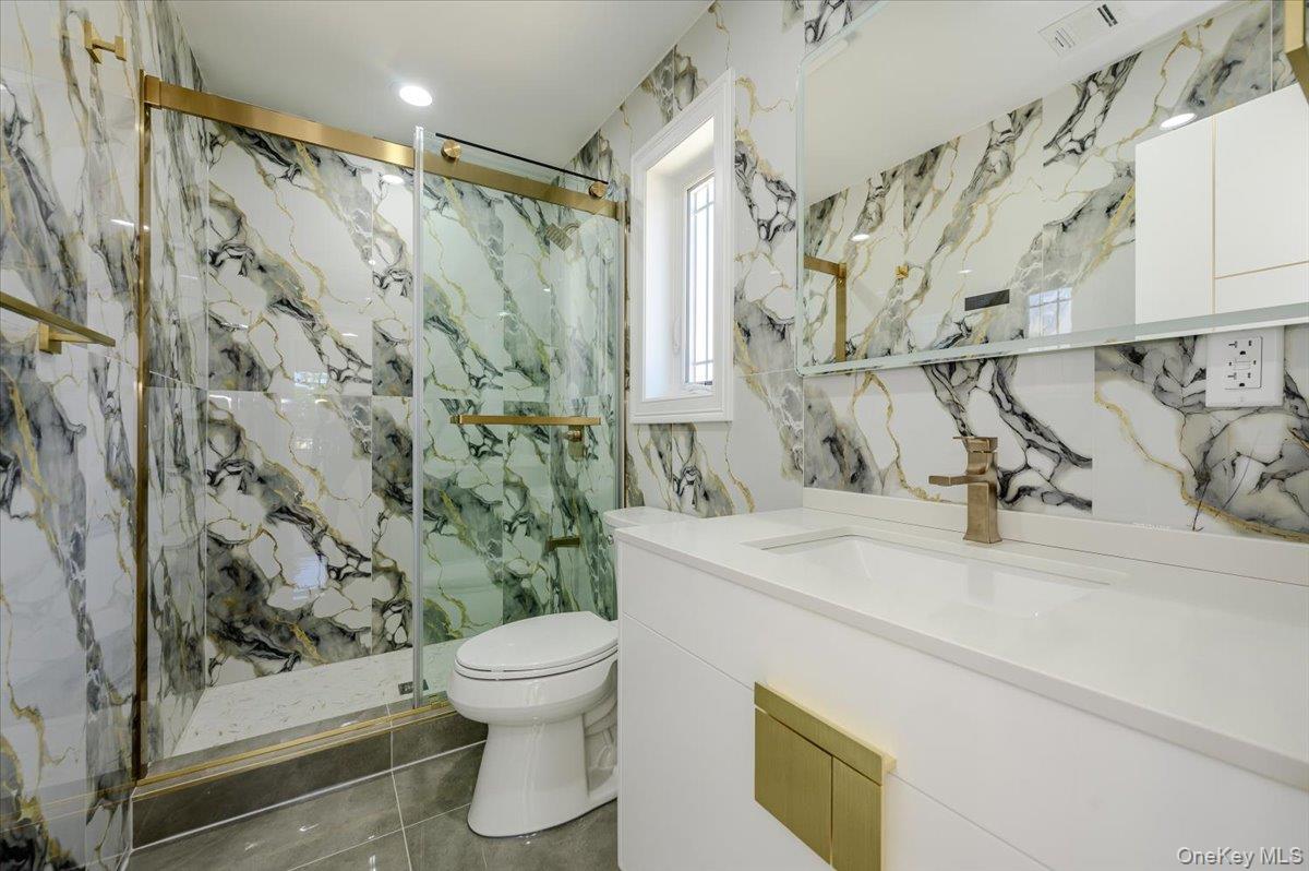 64 Landau Avenue Property Photo 24