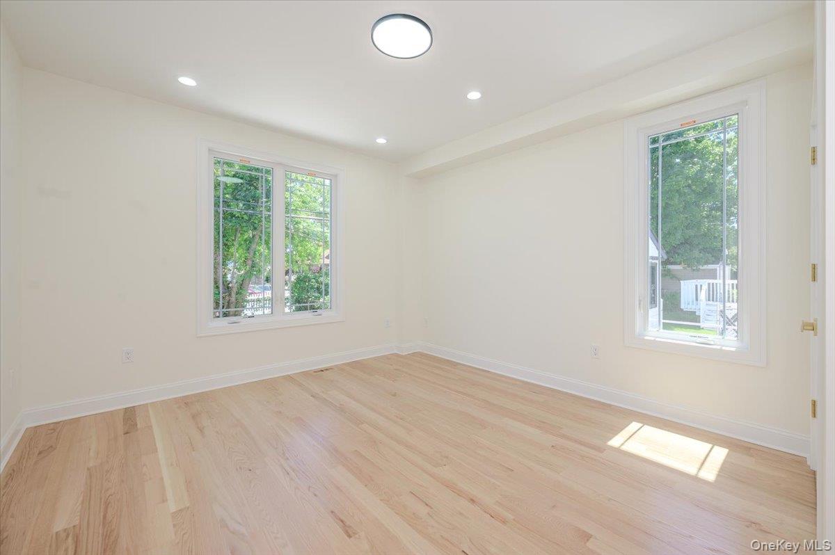 64 Landau Avenue Property Photo 28