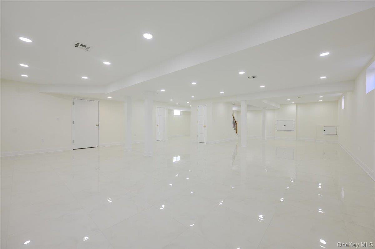 64 Landau Avenue Property Photo 30