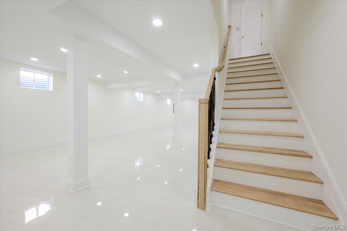 64 Landau Avenue Property Photo 34