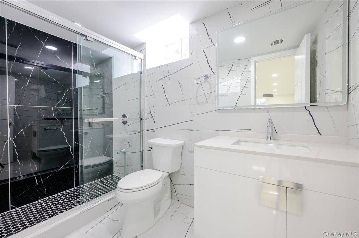 64 Landau Avenue Property Photo 35