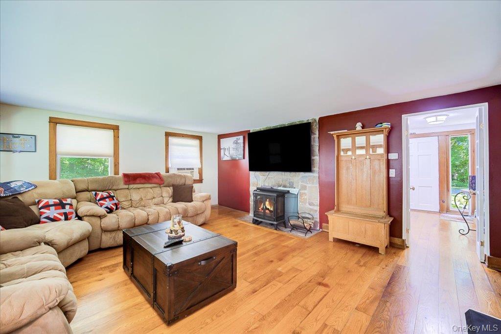 10-12 Woodlea Road Property Photo 9
