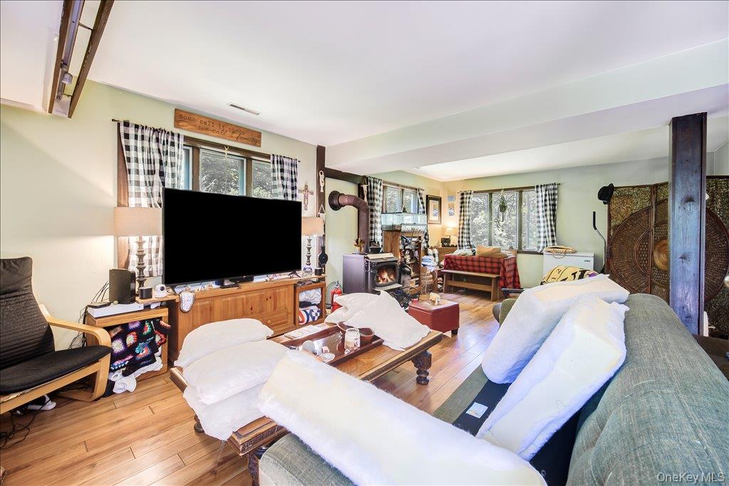 10-12 Woodlea Road Property Photo 37